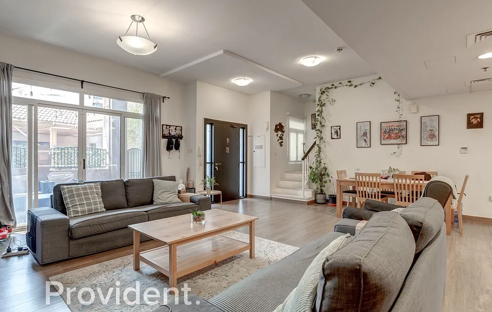 Apartment - Provident Estate