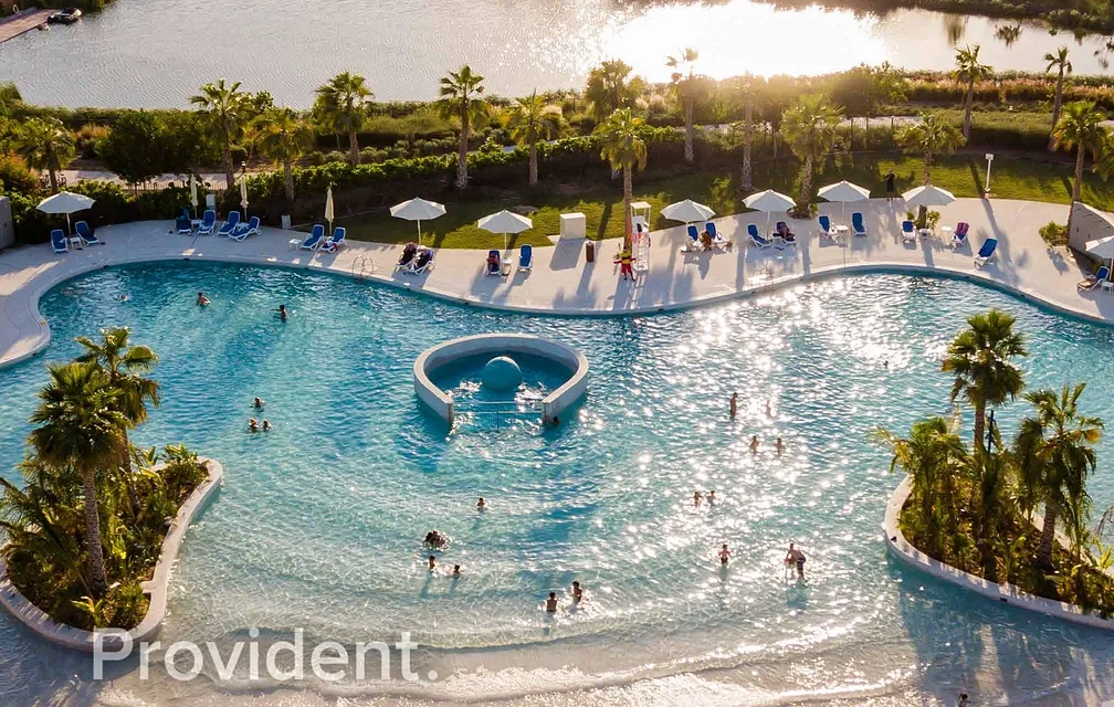 Apartment - Provident Estate