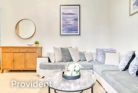 Apartment - Provident Estate