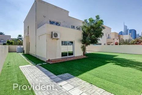 Villa - Provident Estate