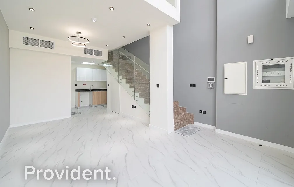 Villa - Provident Estate