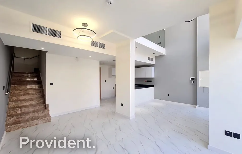 Villa - Provident Estate
